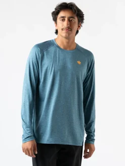 Outlet EZ Tee LS | Updated Fit Long Sleeves