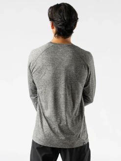Outlet EZ Tee LS | Updated Fit Long Sleeves