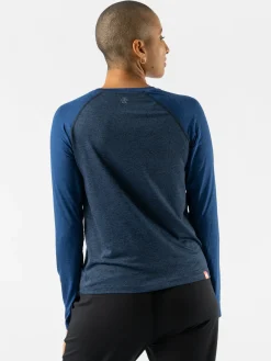Online EZ Tee LS Cropped Women Long Sleeves