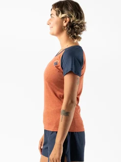 Online EZ Tee Perf SS Women Short Sleeves