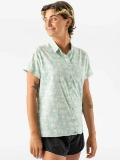 Hot Low Tide Women Short Sleeves