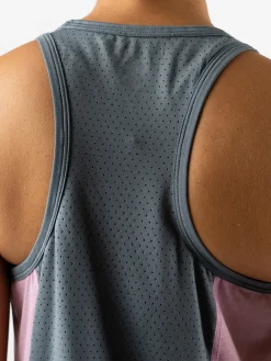 Outlet On The Go Tank Women Tanks