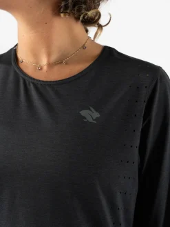 Clearance Race Pace Tee LS Women Long Sleeves